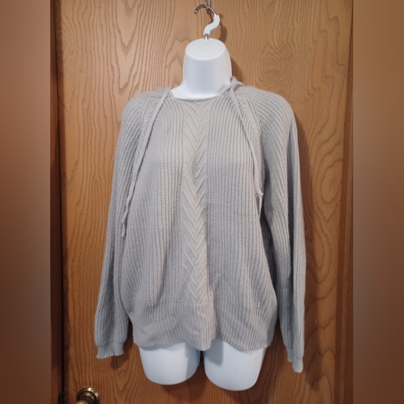 EUC Drawstring knit hoodie - Picture 4 of 10